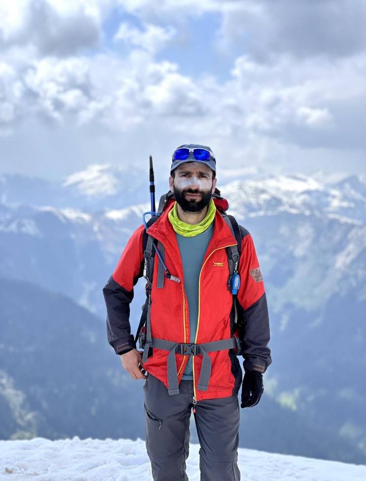 ‘Ibn Battuta of Kashmir’ Completes Exploration of 100 High