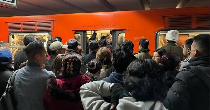 ¡Colapsa Línea 3 del Metro de la CDMX! Esta fue la causa de los desalojos y retrasos
