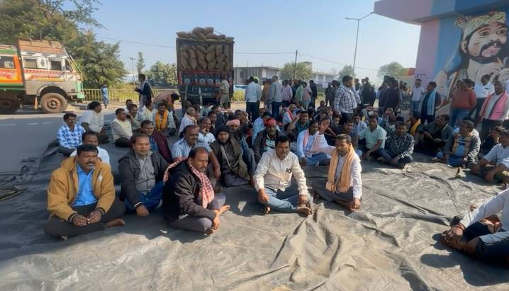 Odisha farmers stage protest over paddy procurement tokens
