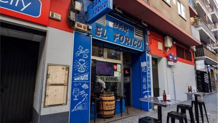 Un mítico bar de Zaragoza busca nuevos dueños por un triste motivo: "Gracias por tan buenos raticos"