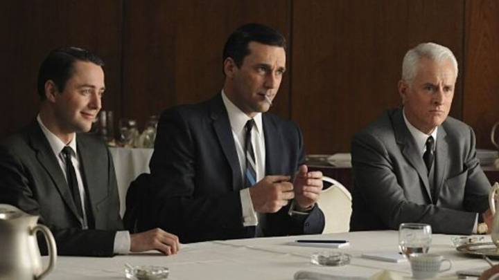 Forget The GOT Coffee Cup, The Remastered Mad Men Accidentally Includes Crew Members And A Vomit Machine