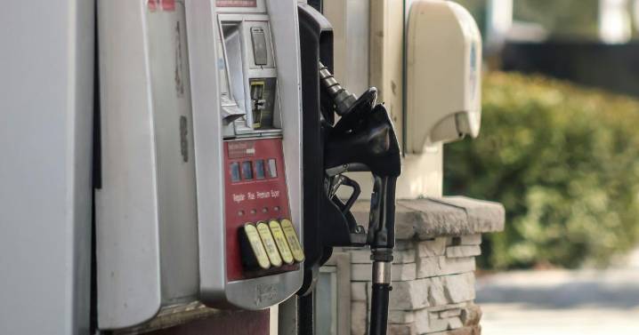 Gas-tounding drop: U.S. prices slip under $3 for first time in four years