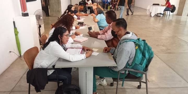 Atienden a cultores en jornada médico-asistencial en el ICUM