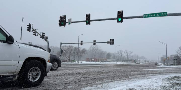 First winter weather of the season hits Kansas City area