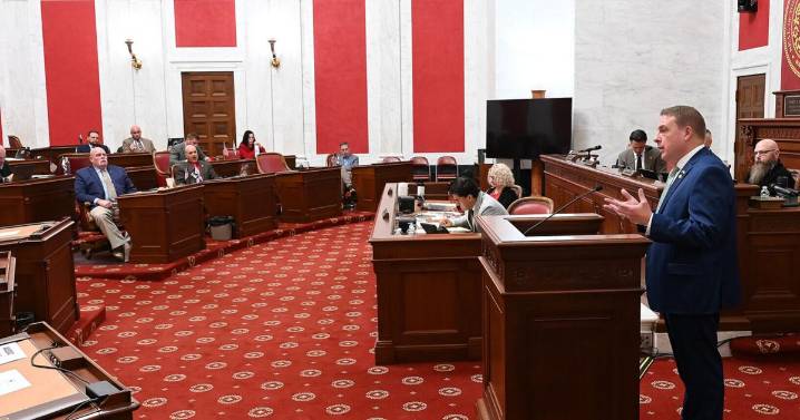 WV GOP lawmakers try again to fix foster care; bills would require CPS body cams, AI