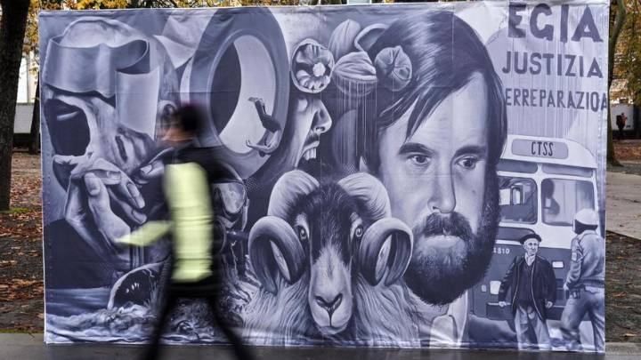 Llega a Pamplona la exposición itinerante '40 años en memoria de Mikel Zabalza'