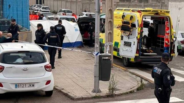 Muere una niña y su madre y su abuela heridas tras ser arrolladas en una calle