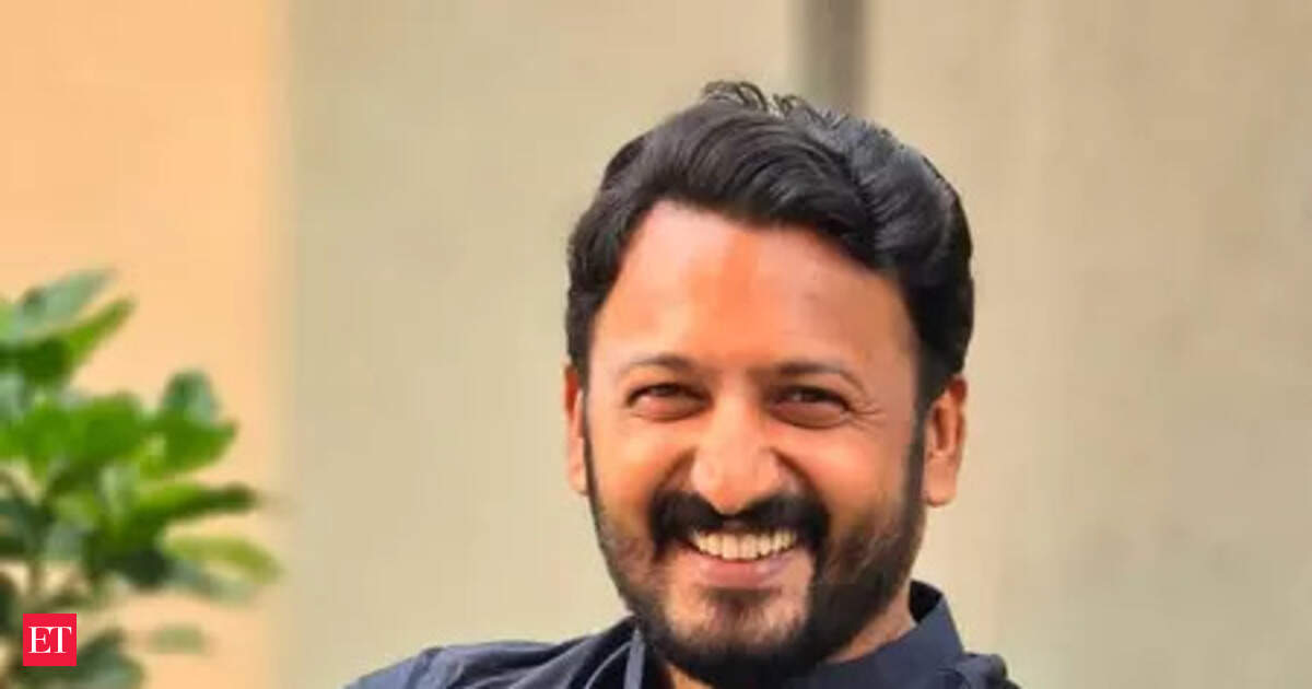 Congress expels rape-accused MLA Mamkootathil