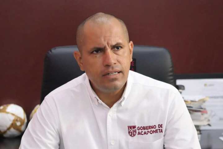 16 cámaras y 4 botones de pánico instalan en el centro de Acaponeta