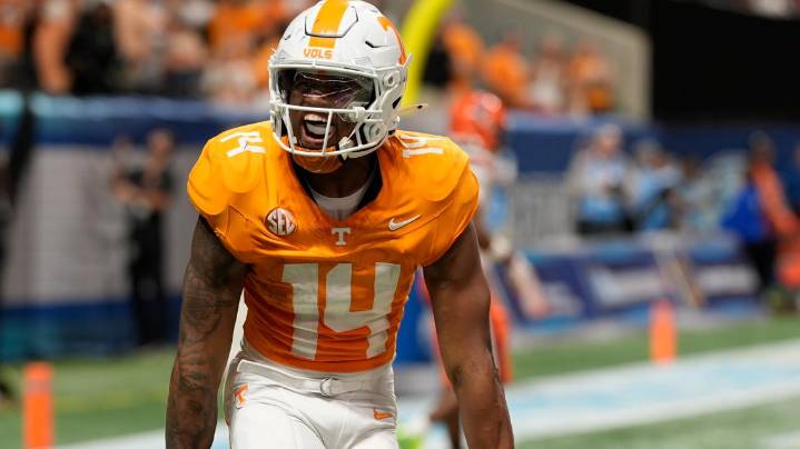 Braylon Staley named AP SEC Freshman of the Year; Three other Vols tabbed to All
