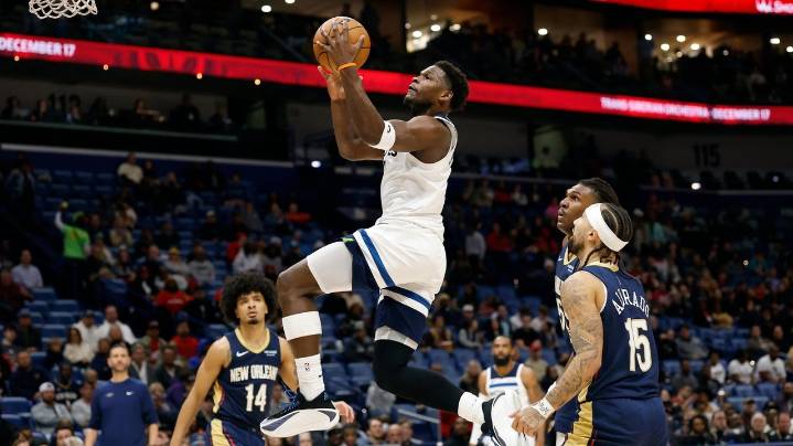 Anthony Edwards' late layup forces OT, as Timberwolves edge Pelicans 149