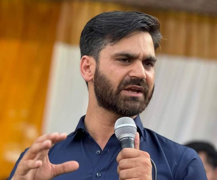 PDP Urges LG to Approve Higher Age Limit for J&K Competitive Exams