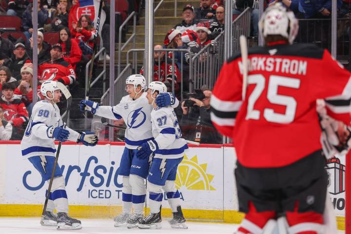 Deadspin | Lightning score early, often in rout of Devils
