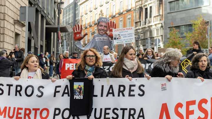 Dos asociaciones de víctimas de la dana tildan las disculpas de Pérez Llorca de insuficientes