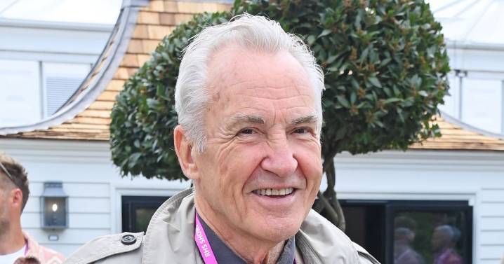 Former EastEnders star makes retirement admission in update on 20