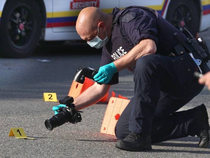 Shots fired at home, two vehicle fires Sunday morning in Surrey