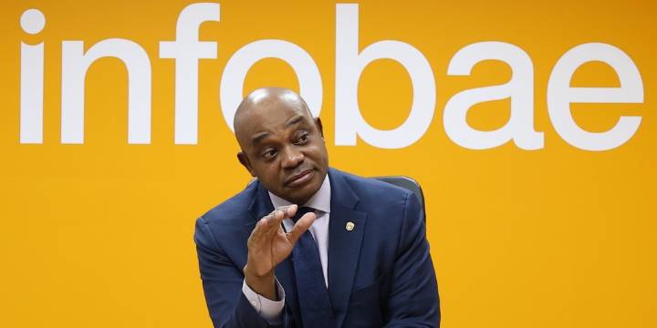 Luis Gilberto Murillo marca distancia y critica estrategia de Petro: “El Frente Amplio no existe” y “la paz total fracasó”