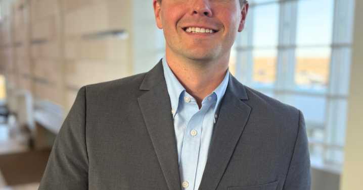 Dudas announces move to Lincoln, Nebraska