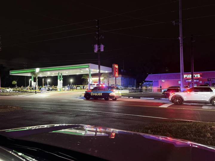 At least 1 dead following shooting with 'multiple victims' outside sports bar in Clearwater
