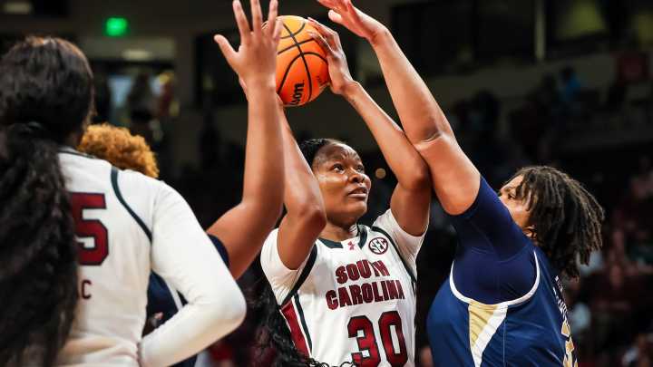 South Carolina vs. Louisville live updates. Start time, TV channel