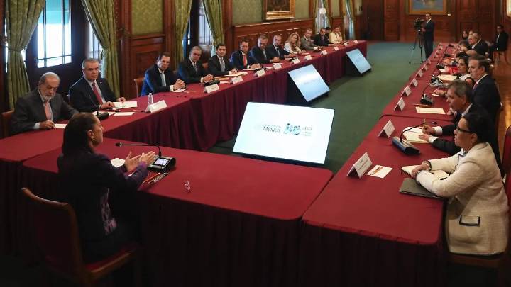 Sheinbaum se reúne con empresarios y anuncia nuevo consejo para promover inversiones