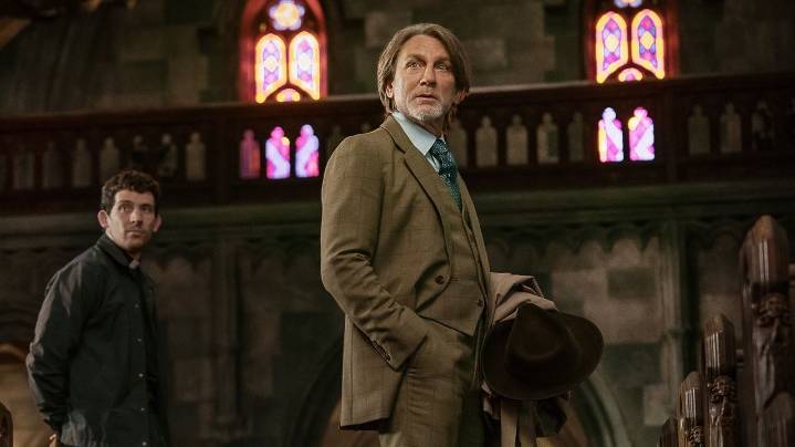 Movie Review: 'Wake Up Dead Man' mixes religion and mystery in poor 'Knives Out' film