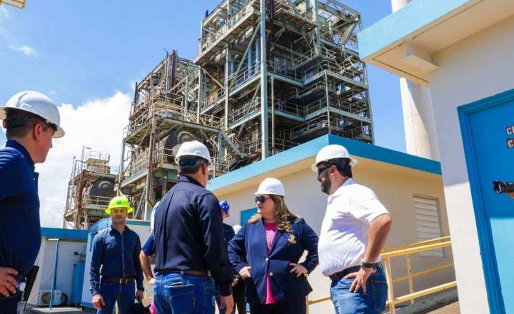 Gobernadora arremete contra LUMA y pedirá que baje la factura de la luz