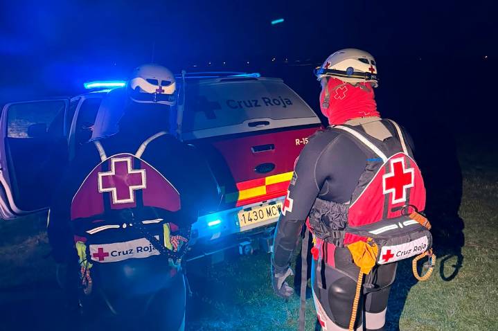 Hallado muerto el piragüista que desapareció este lunes en el pantano del Ebro