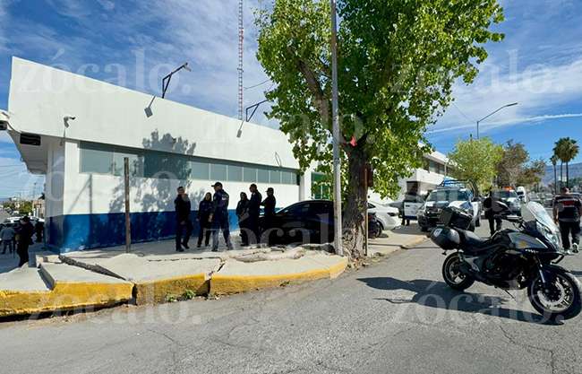 Detienen a hombre con más de una tonelada de mariguana en la carretera Saltillo