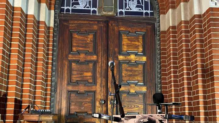 'It stops here.' Rochester protests ICE arrest of local father