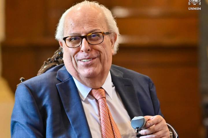 Cómo hizo Perú para bajar la inflación y manejar una economía bimonetaria como la argentina