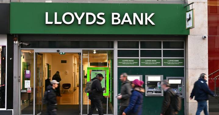 10-day warning for Lloyds banking customers over claiming £200 bonus