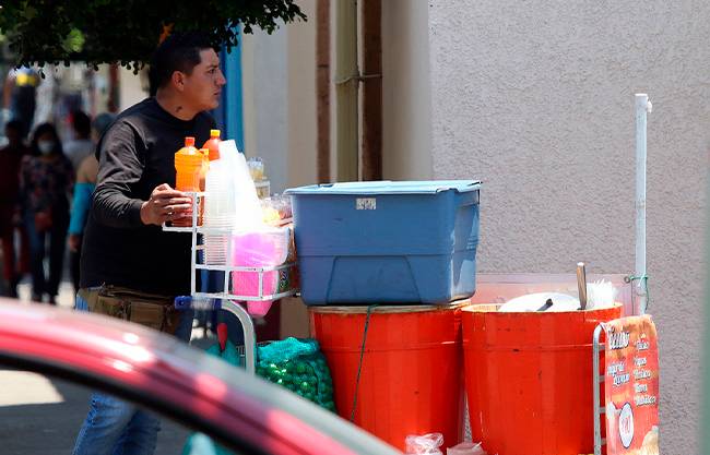 Generación X, grupo más impactado por el incremento de la informalidad laboral en México