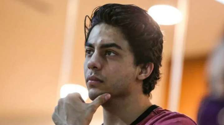 Watch: Aryan Khan’s middle finger gesture at Bengaluru pub goes viral