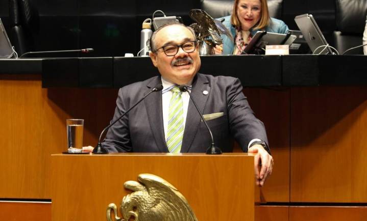 Propone Ramírez Marín reforzar la democracia