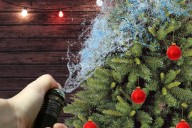 People Are Washing Their Christmas Trees; Is This Really a Thing?