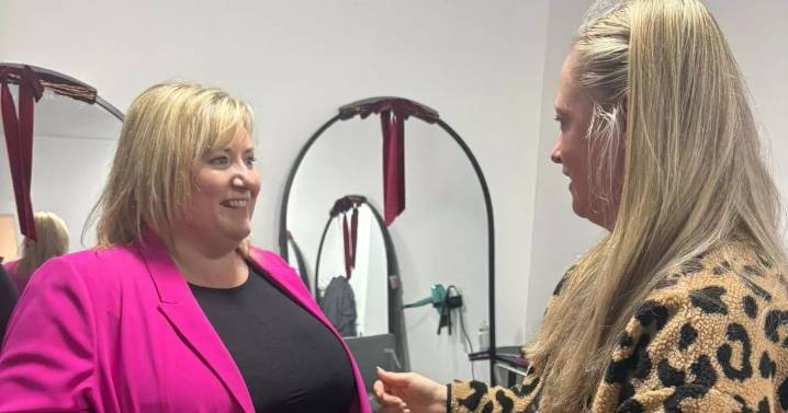 Pamela Nash MP visits DMA Hair Studio in Carluke to mark Small Business Saturday