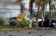 Explosión de coche bomba en cuartel de comunitarios en Michoacán deja al menos dos muertos