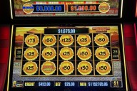 Million dollar jackpot hit at Fontainebleau