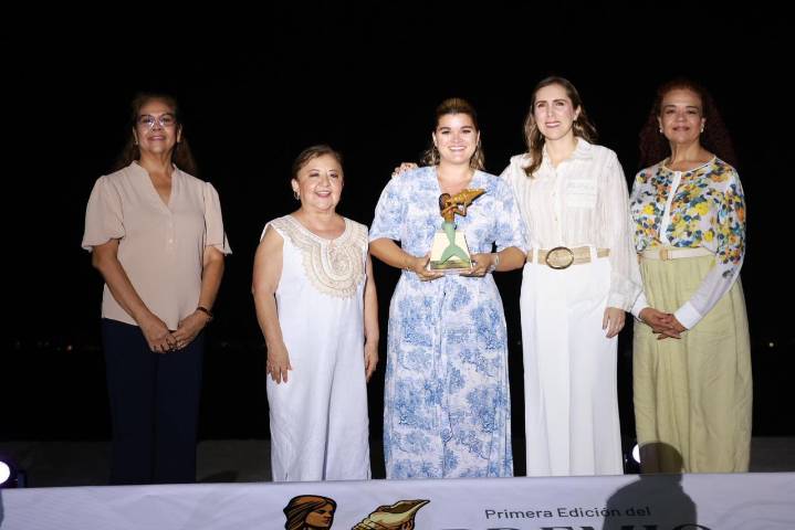 Gobierno de Isla Mujeres reconoce la excelencia turística en la primera edición de del Premio Municipal de Turismo ‘Sirenas del Paraíso 2025’