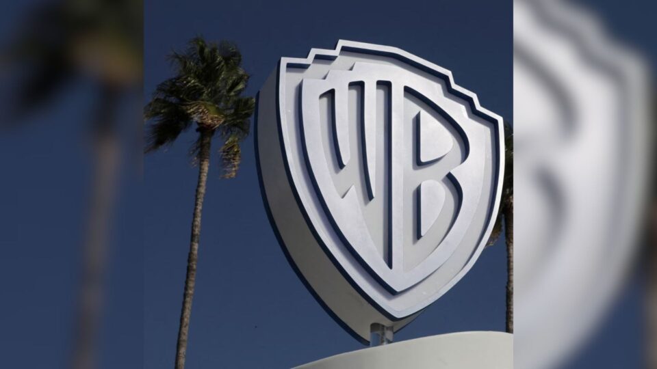 ¡Gran noticia en el mundo del espectáculo! Paramount hace una jugosa oferta de 30 dólares por acción para adquirir Warner Bros. Discovery. ¿Se avecina un cambio épico en la industria?