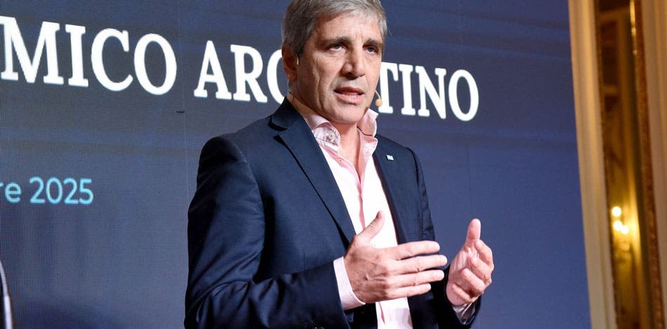 “No compren nada en Pilar”: Luis Caputo escala su pelea contra un intendente peronista por la aplicación de una tasa municipal