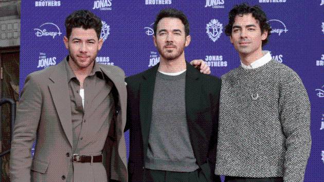 Jonas Brothers star in ‘Camp Rock 3’ first teaser trailer