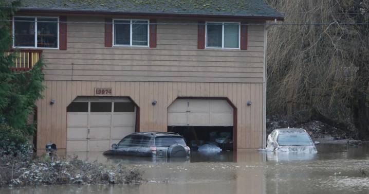 Arctic air mass pushes to the U.S. South; Midwest also bracing for dangerous wind chills