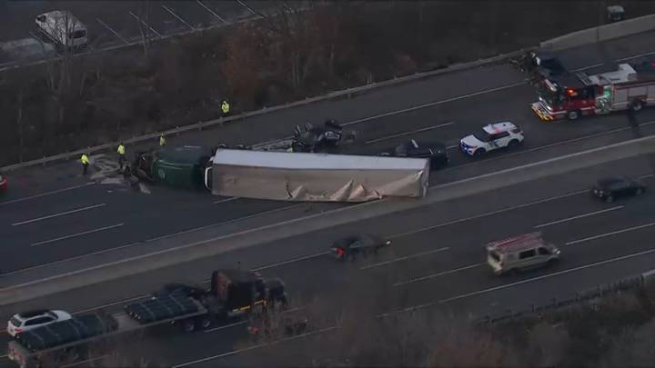 WATCH: Southbound lanes of NJ Turnpike closed after truck crash
