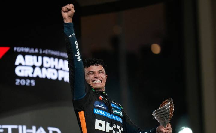 Checo Pérez felicita a Lando Norris tras su primer campeonato de Fórmula 1