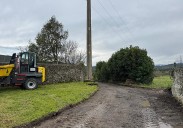 Noja acondiciona el camino del barrio La Rota para mejorar la movilidad