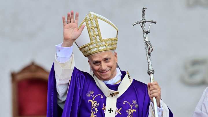 Ante 150.000 fieles, León XIV cierra su visita a Líbano con un llamado a encontrar 'nuevos enfoques' para la paz en Oriente Medio