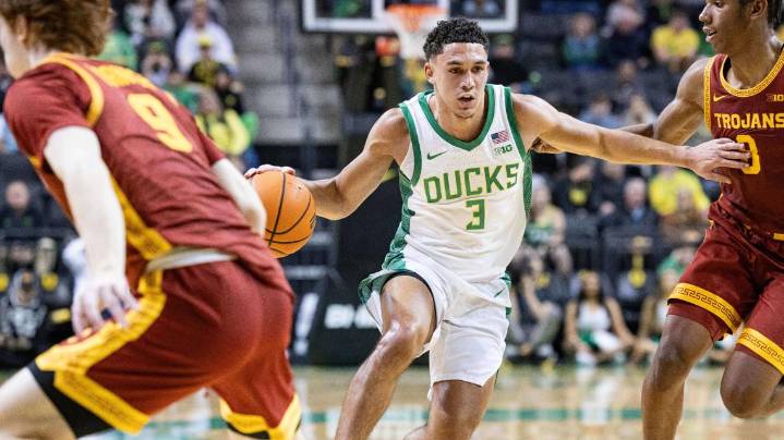 Baker-Mazara has 25 points and No. 24 USC downs Oregon 82
