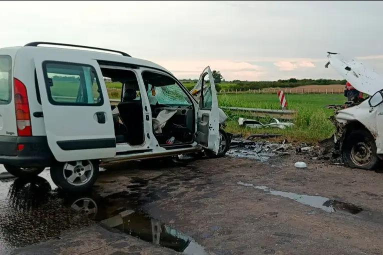 Un hombre de Paraná murió tras un choque frontal con una camioneta sobre Ruta 20